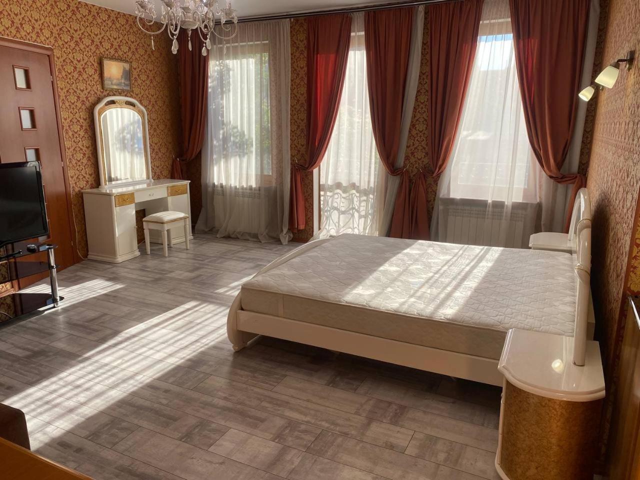 Valencia Hotel Odessa Esterno foto