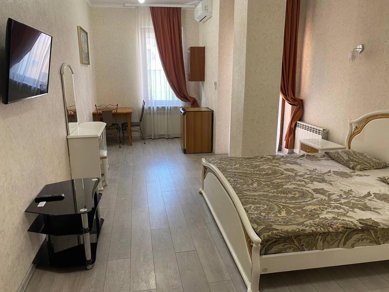 Valencia Hotel Odessa Esterno foto